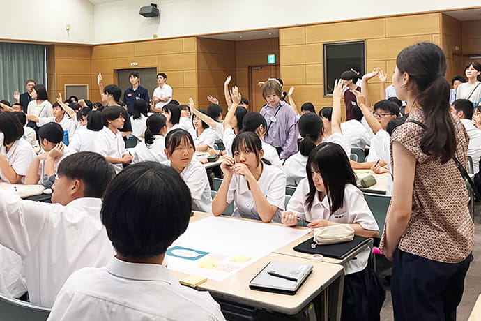 長崎・壱岐高校にて探究学習プログラム「学生版 from VOICE」が活用されました